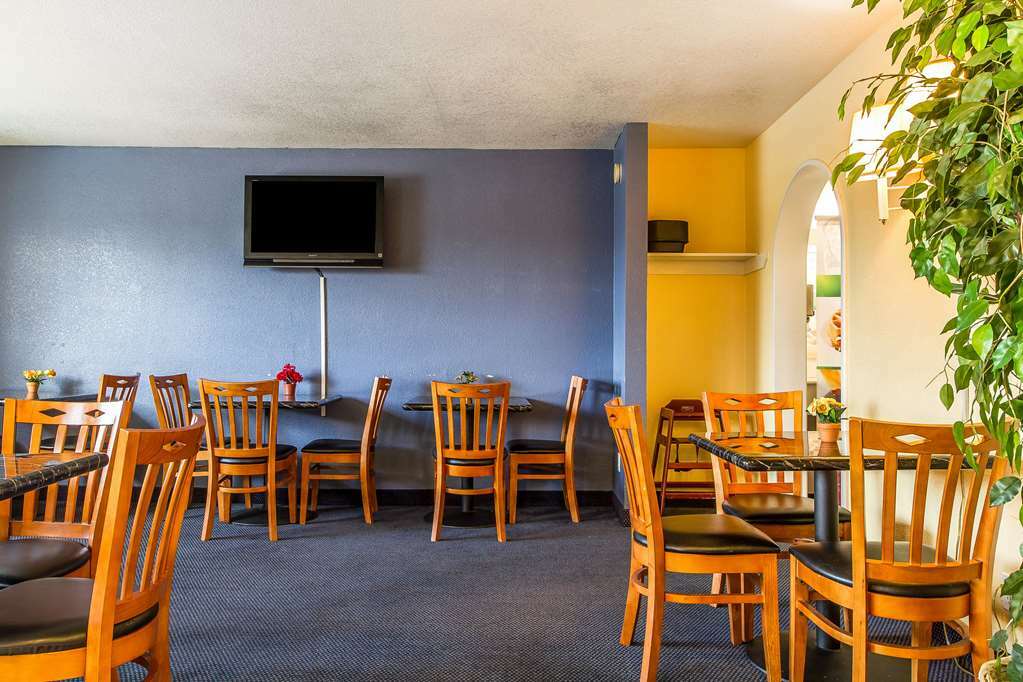 Rodeway Inn Auburn - Foresthill Restaurante foto